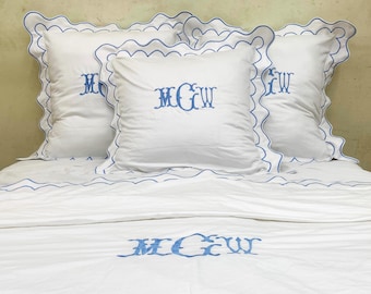 Monogrammed Double Scalloped Duvet Cover Set 400 Thread Count Cotton Sateen Hotel Stitch - 1 Duvet cover and 2 Shams