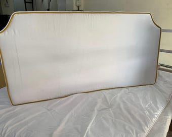 3" thick - Headboard Double Piping For Dorm Room with Corve Corner Size Twin/Twin XL 29.5”Hx39.5”W Full/Full XL 29.5”Hx54”W Cover 100% LINEN