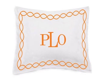 Funda de almohada de satén de algodón blanco con monograma de 400 hilos y puntada de hotel con borde de bordado de cadena de 2 pulgadas (juego de 1)