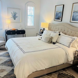 Juego de funda nórdica de satén de algodón blanco de 500 hilos con puntada de hotel, borde bordado clásico, 1 funda nórdica y 2 fundas de almohada.