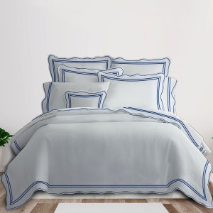 White Cotton Sateen Hotel Stitch Duvet Cover Set Wavy Embroidery and border 1 Duvet Cover And 2 Pillow Sham 400TC