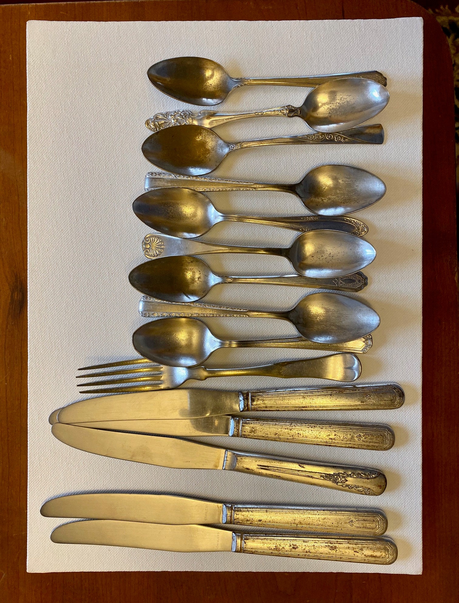 International Silverplate Falmouth Pattern Taiwan International Silverware Monogrammed PL Amsilco Silverware/Flatware Silver Plate Flatware International Silverplate Falmouth Pattern Taiwan International Silverware Monogrammed PL Amsilco Silverware/Flatware Silver Plate Flatware