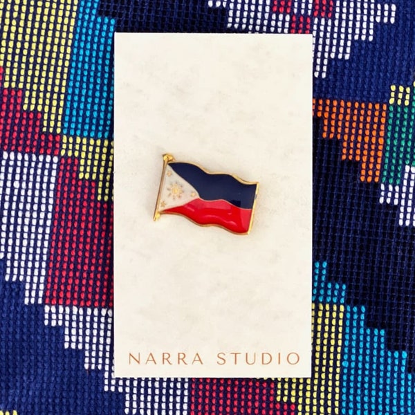 Philippine Flag Enamel Pin Cute Wavy Emblem Filipino Pride Small Goods Casual Accessory Manila