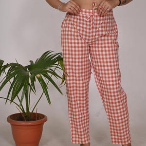 Handloom Cotton Pajama Pants: Women&#39;s Check Print Sleepwear