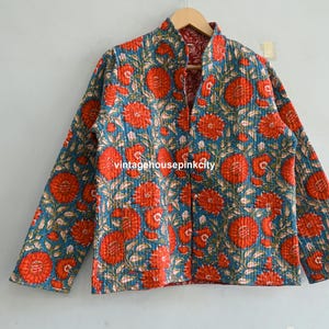 Handmade Floral Print Cotton Quilted Jacket: Women&#39;s Winter Coat