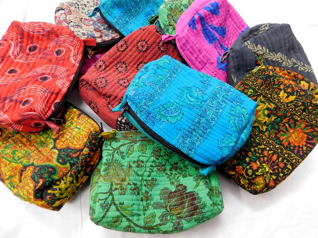 Hand Carry Purse, Vintage Silk Quilted Cosmetic Bag, Hand Carry Bag, Purse, Women Hand Bag