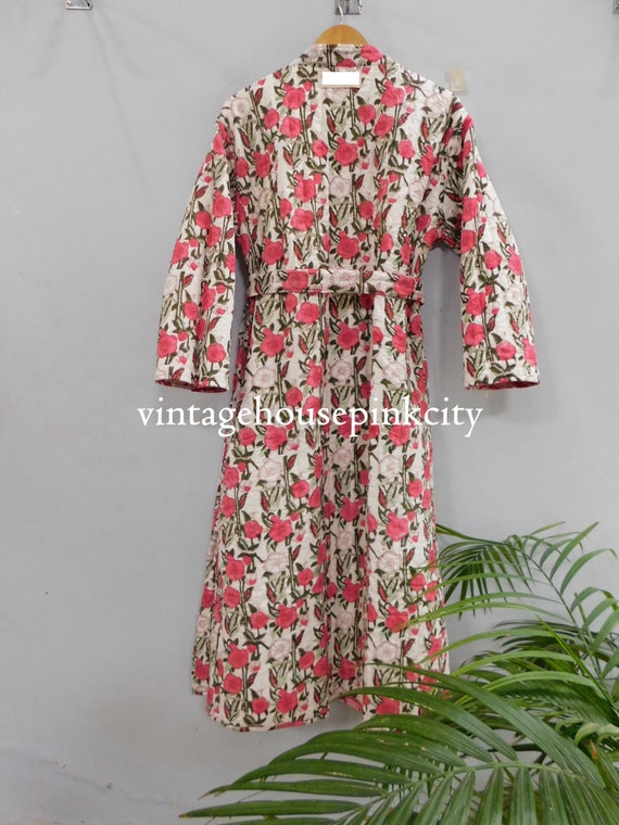 Reversible pink robe, vintage cotton winter wear … - image 3