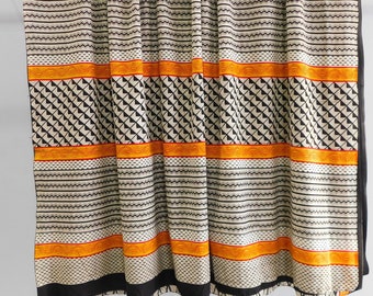 zig zag print saree, vintage silk sari, craft sewing clothing, vintage handmade silk used sari, antique sari fabric, clothing material 14