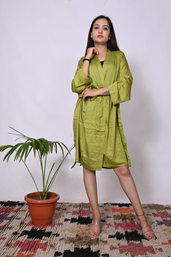 Green Crepe Silk Kimono Robe: Vintage Sari Beach Cover-Up
