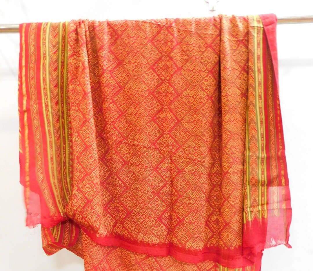 Indian Vintage Silk Saree, 5 Yard Silk Dress Making Material, Vintage