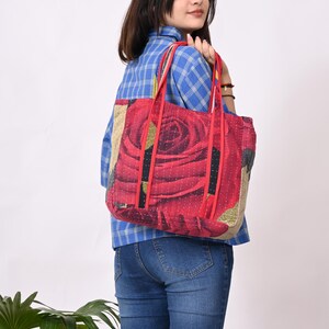 Sac à bandoulière Kantha coloré fait main vintage bohème fourre-tout, sac à main hippie écologique pour l'épicerie, les voyages ou le style de tous les jours