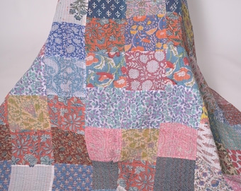 Colcha Kantha de patchwork de algodón: Colcha india hecha a mano, decoración vintage para el hogar.