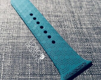 Laserfil — Enkelradig/skårad skiktad hexagonmönster klockarmbandsdesign (jiggar ingår ej!) — SVG, PDF, AI