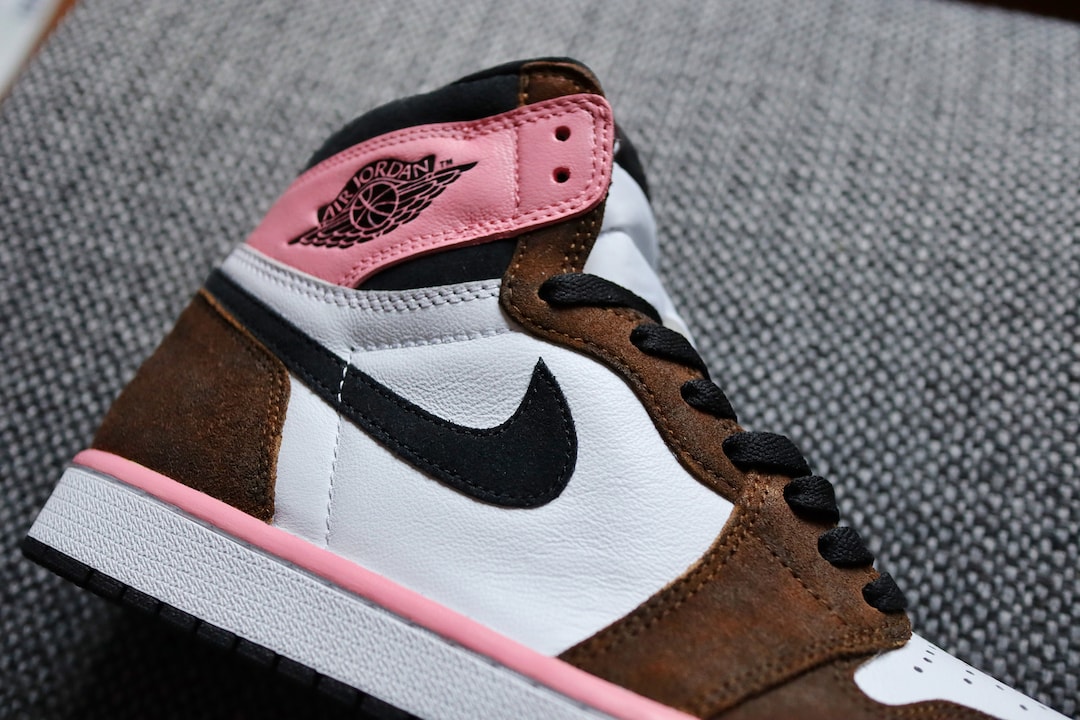 Custom Travis Scott Air Jordan 1 Feeds Off Supreme x Nike SB Dunk Vibes