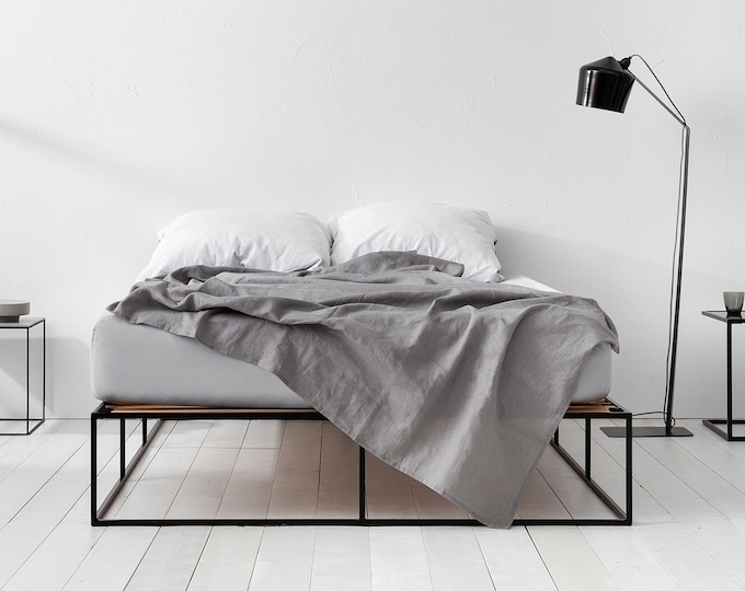 Bett ION - Stahl & Hochwertiger Lattenrost