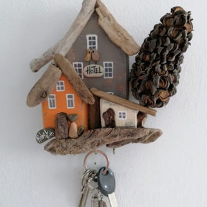 Driftwood door entry wooden key holder, Wall Decor, Home Decor, wooden key holder, Wall Key Holder, wall key holder, key organizer