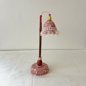 Miniature Hanging Lamp 1:12 Scale – Handmade Dollhouse Hook Light, Vintage Lace Shade, Decorative Mini Lighting