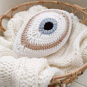 Medium crochet evil eye cushion,evil eye pillow, decorative cushions, throw pillow,home decor, housewarming gift, Greek islands decor