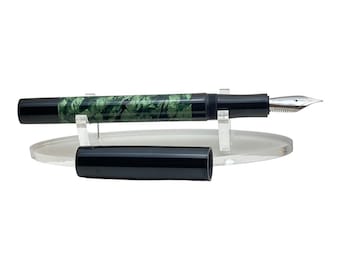 Acetato de celulosa vintage con remates negros.