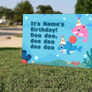 Bebé Tiburón inspirado signos de césped de cumpleaños personalizados