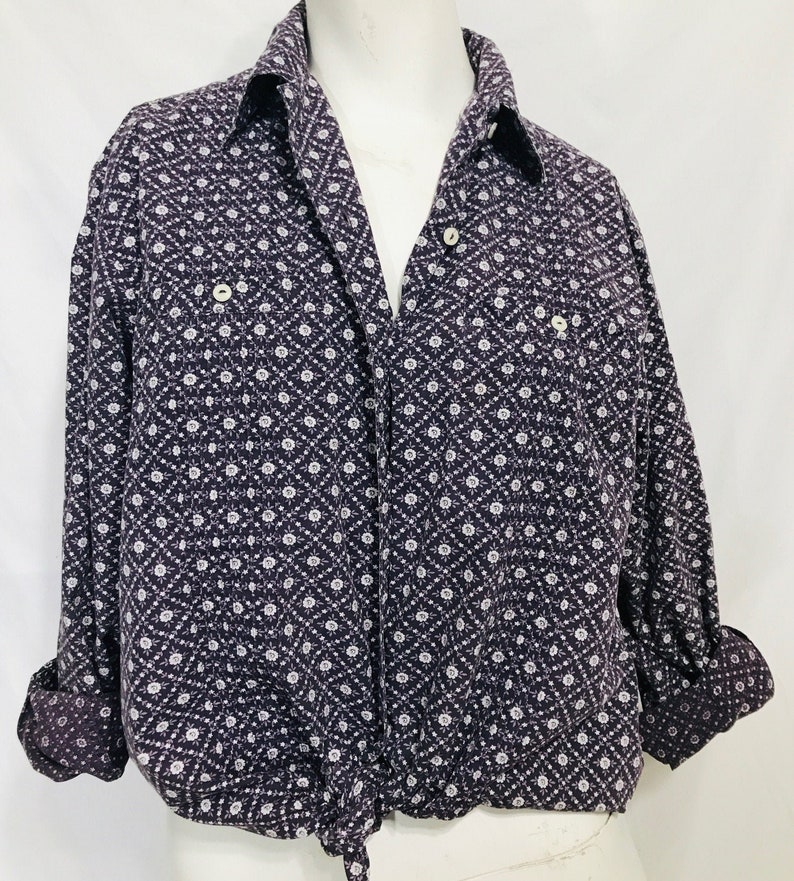 Vintage cottagecore shirt purple ditzy floral / 80s 90s Banana Republic tuxedo detail long sleeve blouse / 100% cotton / small-medium image 3