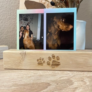 Fotoleiste "Hundepfoten" aus Eichen Holz, Postkarten, Bilder, Polaroid, Instax, Fotoständer, Kartenständer, Kartenhalter, Personalisierbar