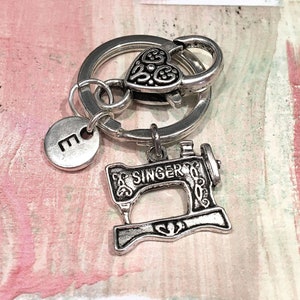Sewing Machine Keychain, Sewing Machine Gift, Initial Keyring, Seamstress Gift, Sewer Gift Quilter Gifts Personalized Sewing Gifts for Women