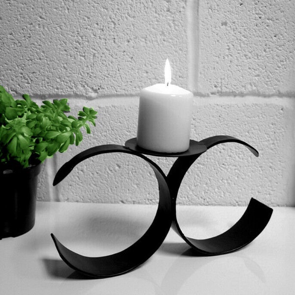 Modern Contemporary shaped Spiked Black Iron Candle Display Holder Candlestick