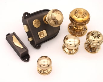 CROMWELL Cast Iron Rim Latch Bath Bedroom Lock Door Knob Handle Sets - Brass