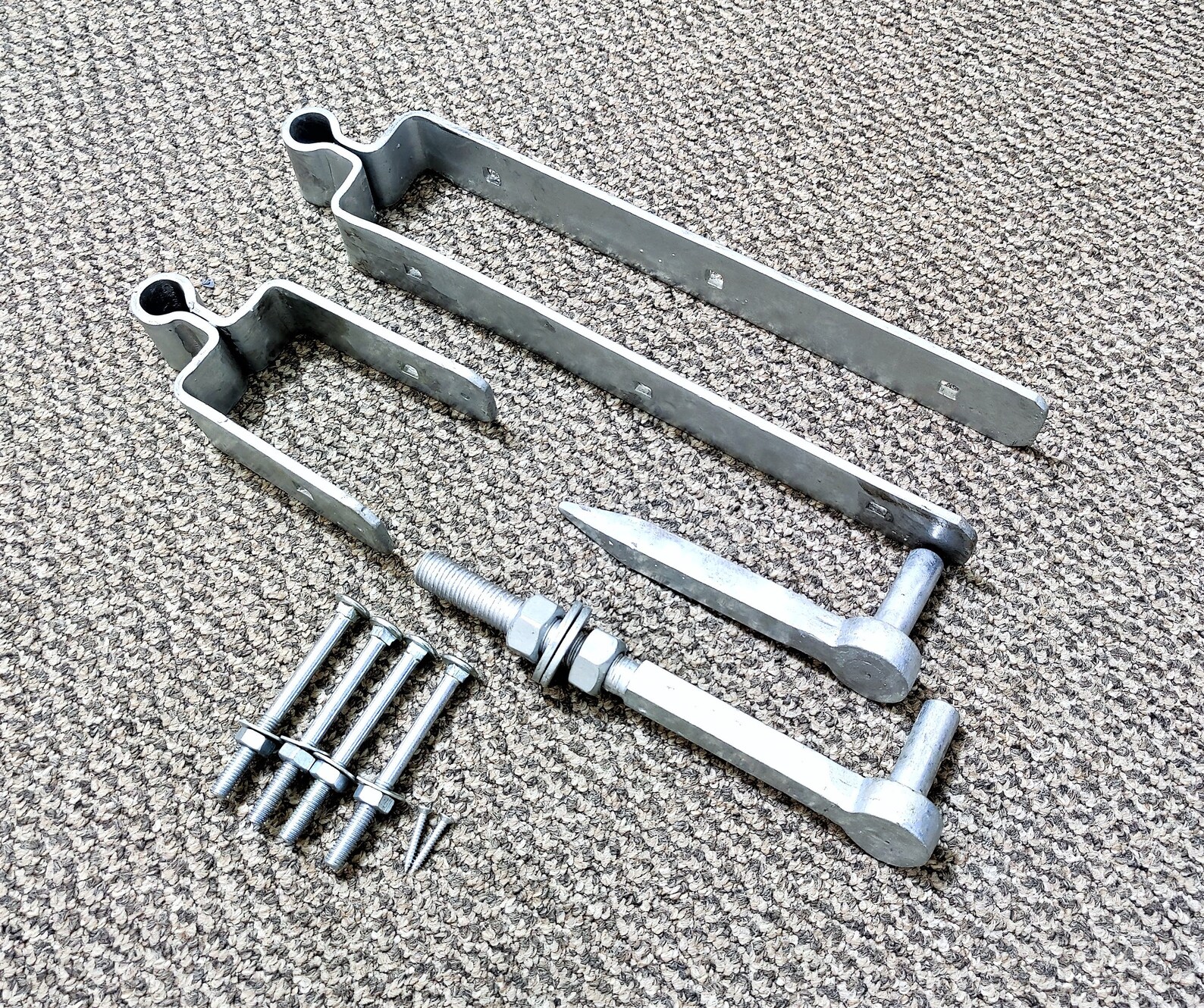 Galvanised Heavy Duty Standard Double Strap Field Gate Hinges Set12/18