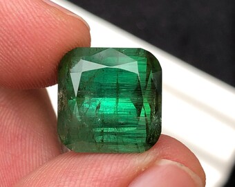 Green Tourmaline Faceted 14.35 ct - Natural Engagement Ring Gem
