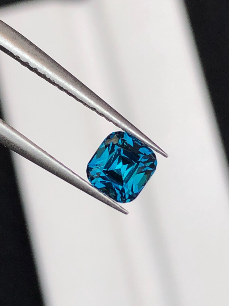 Natural Ink Blue Tourmaline Faceted 1 ct - Gemstone for Jewelry from Afghanistan image 3