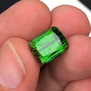 10 CTs green tourmaline origin Afghanistan natural