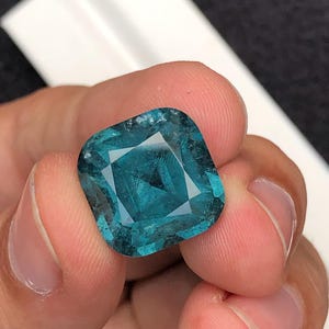 Blue Tourmaline Faceted 20 ct - Deep Serenity Gem for Collector Jewelry image 5