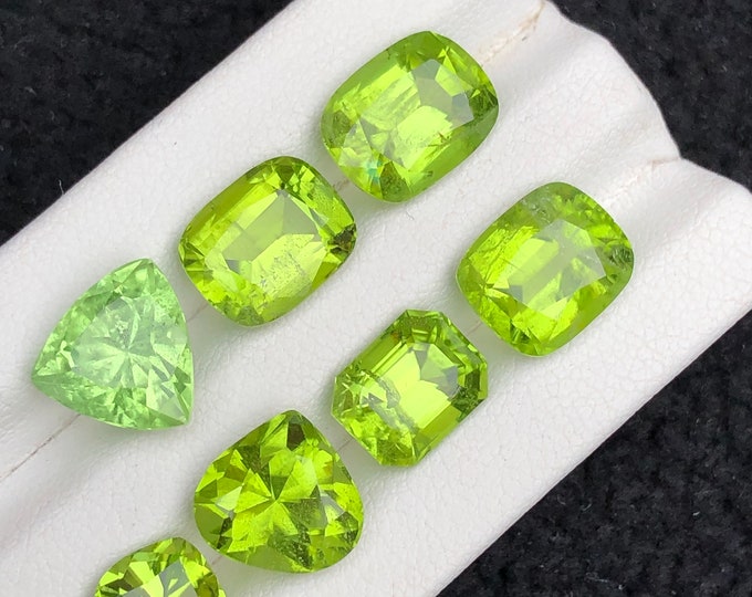 Paire de Péridots du Pakistan 2.77 Carats - FR