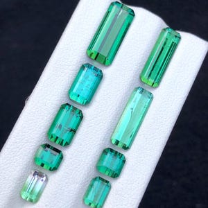 16 CTs natural bluish green tourmaline lot