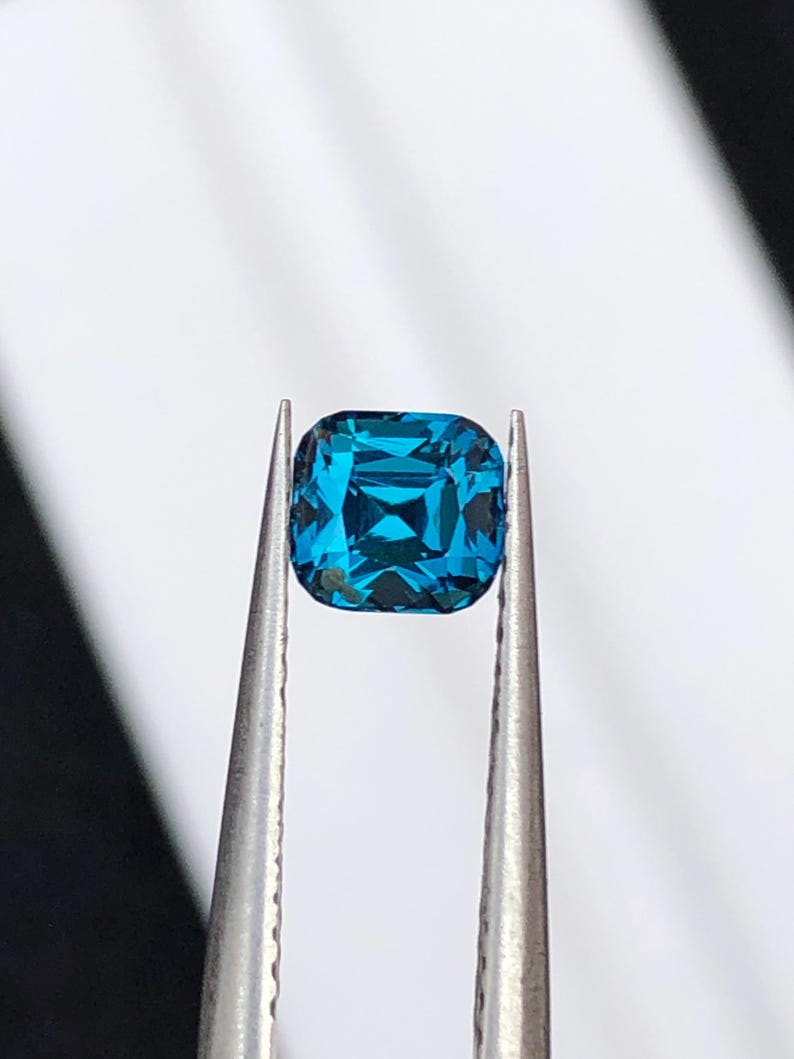 Natural Ink Blue Tourmaline Faceted 1 ct - Gemstone for Jewelry from Afghanistan image 1