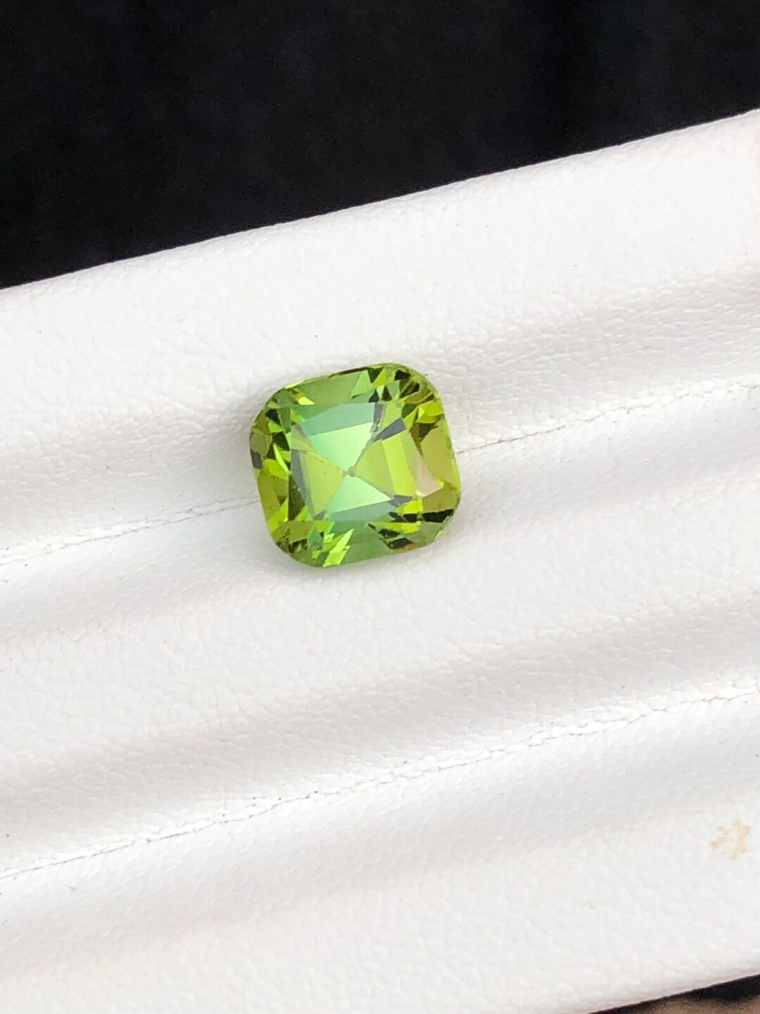 FLAWLES NATUREL BLEU Kashmiri Saphir 10.50 CT Certifié Coupe Coussin