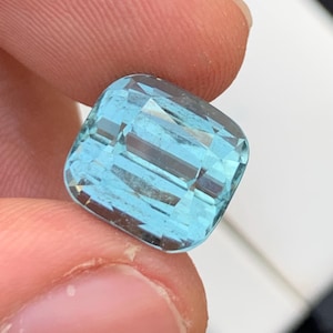 10 CTs ice blue tourmaline origin Afghanistan