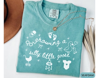 Comfort Colors Pregnancy Announcement Shirt,Growing a Silly Little Goose Tee,Maternity TShirt, Funny Baby Reveal T-Shirt,Cute Mom to Be Tee