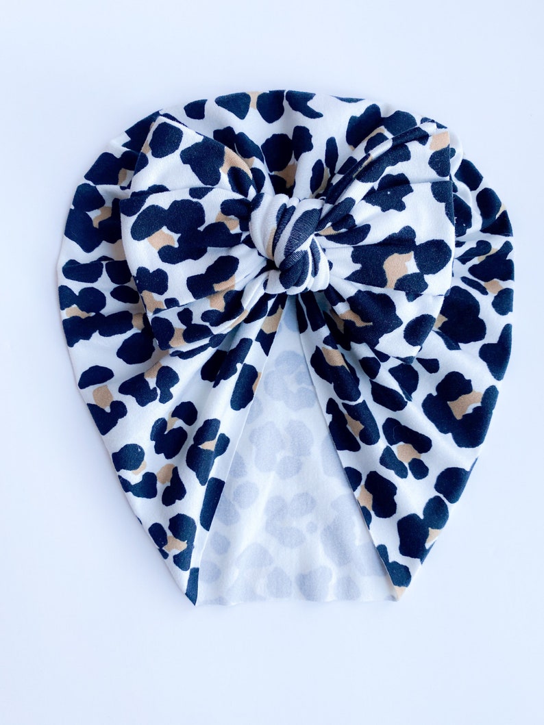 White Leopard Bow Turban