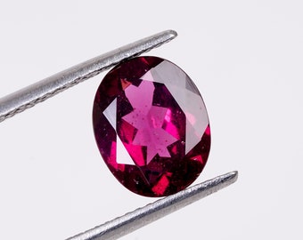 Faceted Natural Pink Rhodolite Garnet Oval Shape Loose Gemstone For Making Jewelry 3 Ct 10X8X4 MM