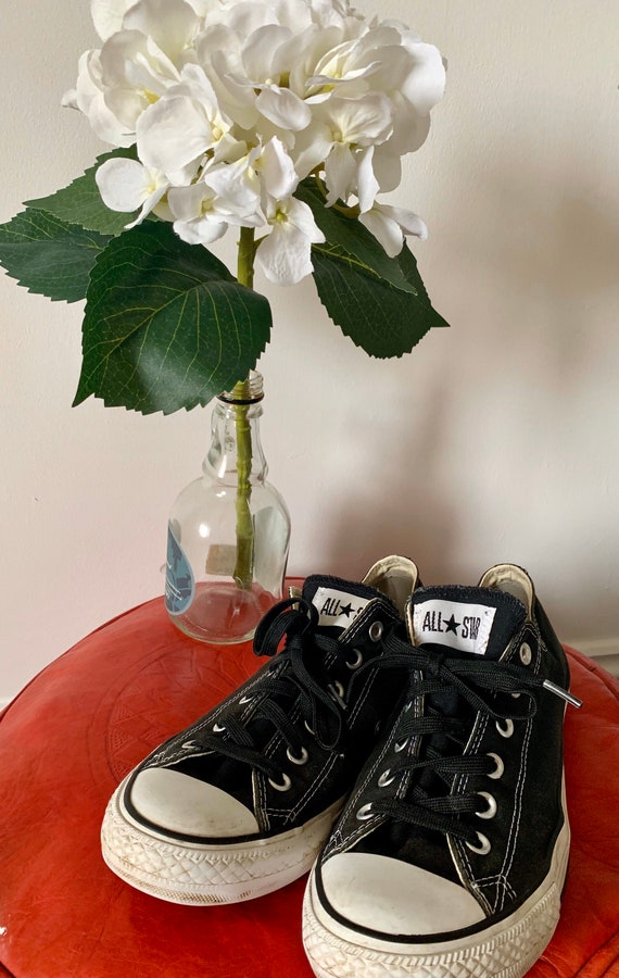 black converse size 8