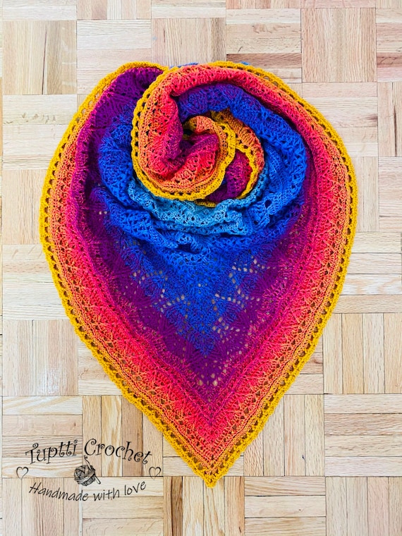 Triangle Shawl DEFITI + Set of 3 Bracelets and Brooch FREE - Etsy