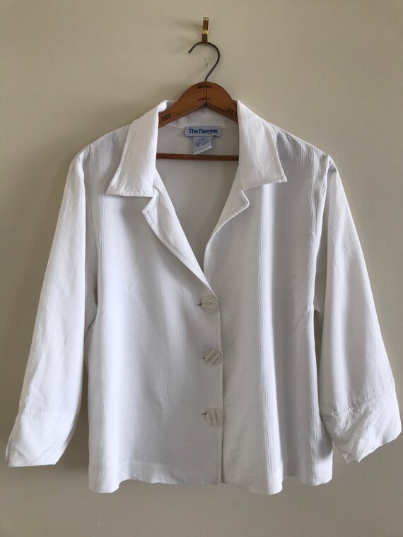 White cropped boxy oversized button up 90s contemp