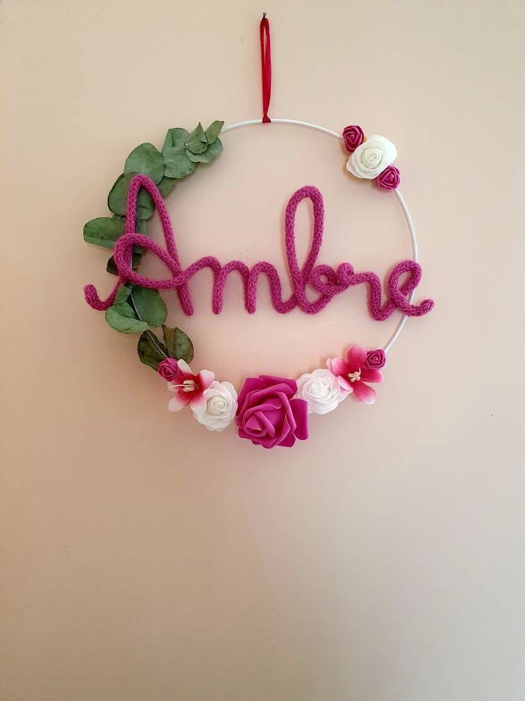 Attrape Rêve Couronne de Fleur Prénom Personnalisé en Tricotin Cadeau Anniversaire Décoration Chambr