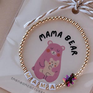 Pulsera de cuentas Mama Bear de The Neon Cactus Studio / Pulsera de cuentas Mama Gold / Pulsera dorada / Pulsera de cuentas / Pulsera Bear