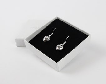 Pendientes colgantes de corazón inflados de plata, pendientes de corazón de plata, pendientes colgantes de corazón, pendientes delicados, joyas para ella, joyas para mujer