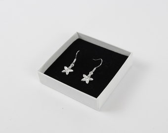 Silver Flower Drop Earrings, Silver Drop Earrings, Silver Earrings, Drop Earrings, Dainty Earrings, Jewellery for her, Gift for her