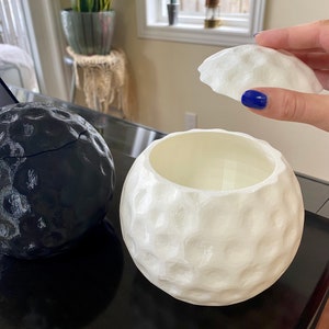 Golf Ball Display - Made in Canada
